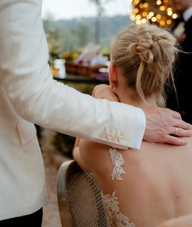 No words needed for this one 🫶🏻Wedding Planner: @festtagsdesign_weddings
Photographer: @marinaandchris
Dress: @elbbraut#mallorcawedding #destinationwedding #deiawedding #churchwedding #weddingconcept #weddingdesign #weddingstationery #luxurywedding #weddingplanner #islandwedding #exclusiveevents #weddinginspiration #weddingcelebration #festtagsdesign #eventdesign #mallorca #dreamwedding #weddingweekend